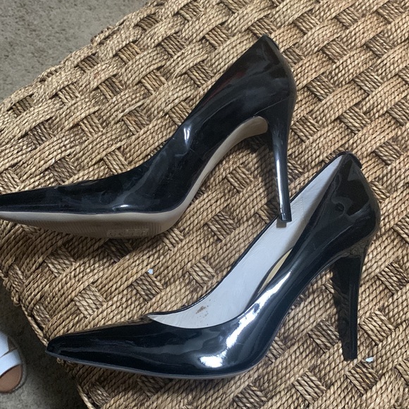 Michael Kors black pumps - Picture 6 of 7